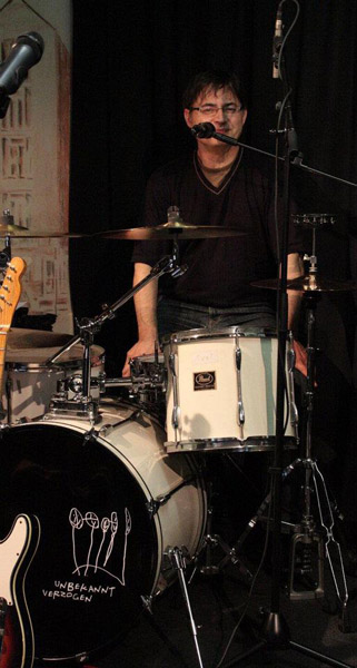 528068_408243025905324_1014531324_n