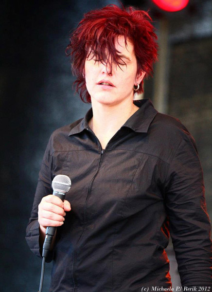 425027_409051515824475_855114284_n