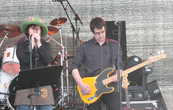 555857_408372042559089_1920797501_n