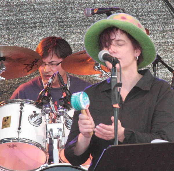 578786_408375722558721_982596451_n