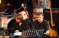 405313_298398766934590_1237980626_n