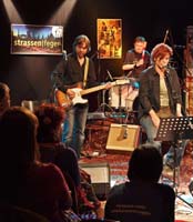 484604_298398710267929_162467429_n