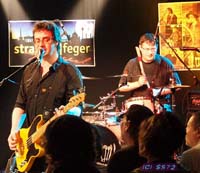 556558_298398983601235_1670566892_n