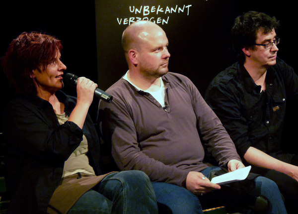 620409_461235277244430_468463475_o